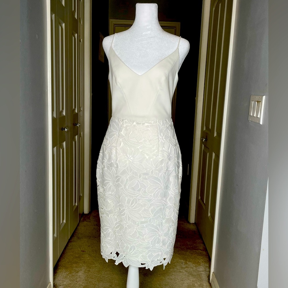 Black Halo white coctel dress